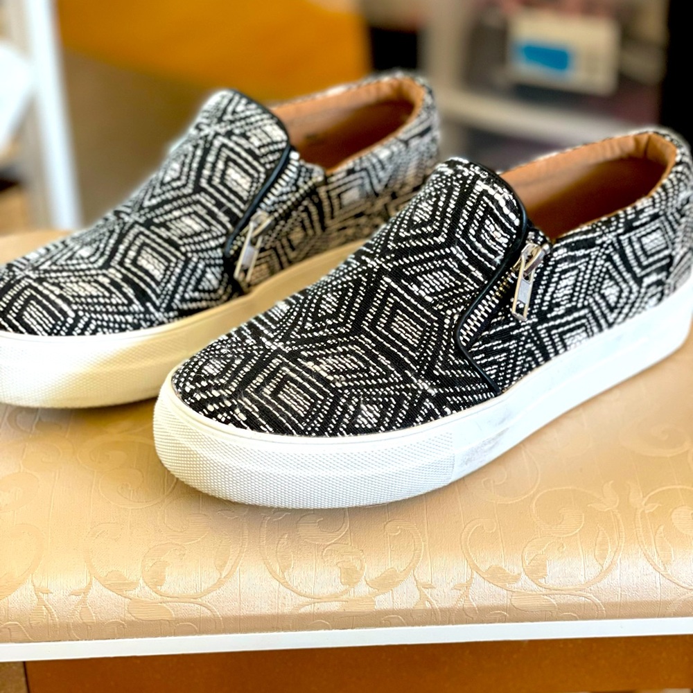 Report Footwear- Ronne Sneaker